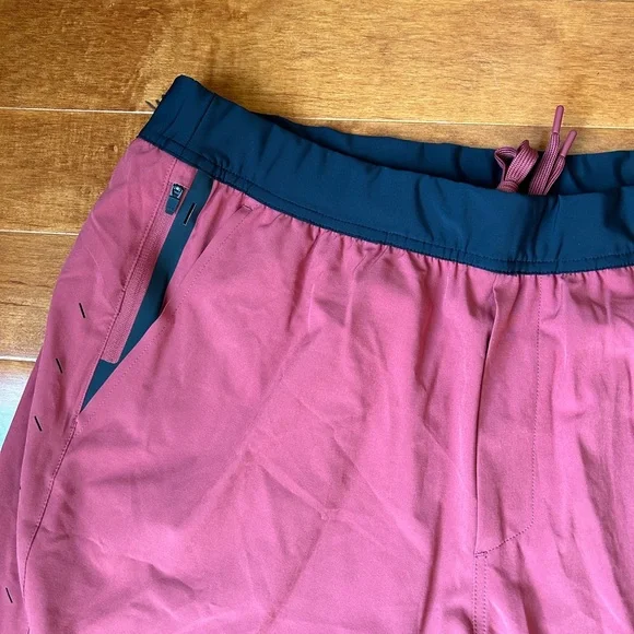 NWOT Ten Thousand Brick Interval Short (No Liner) 7" Size Small - Picture 4 of 4